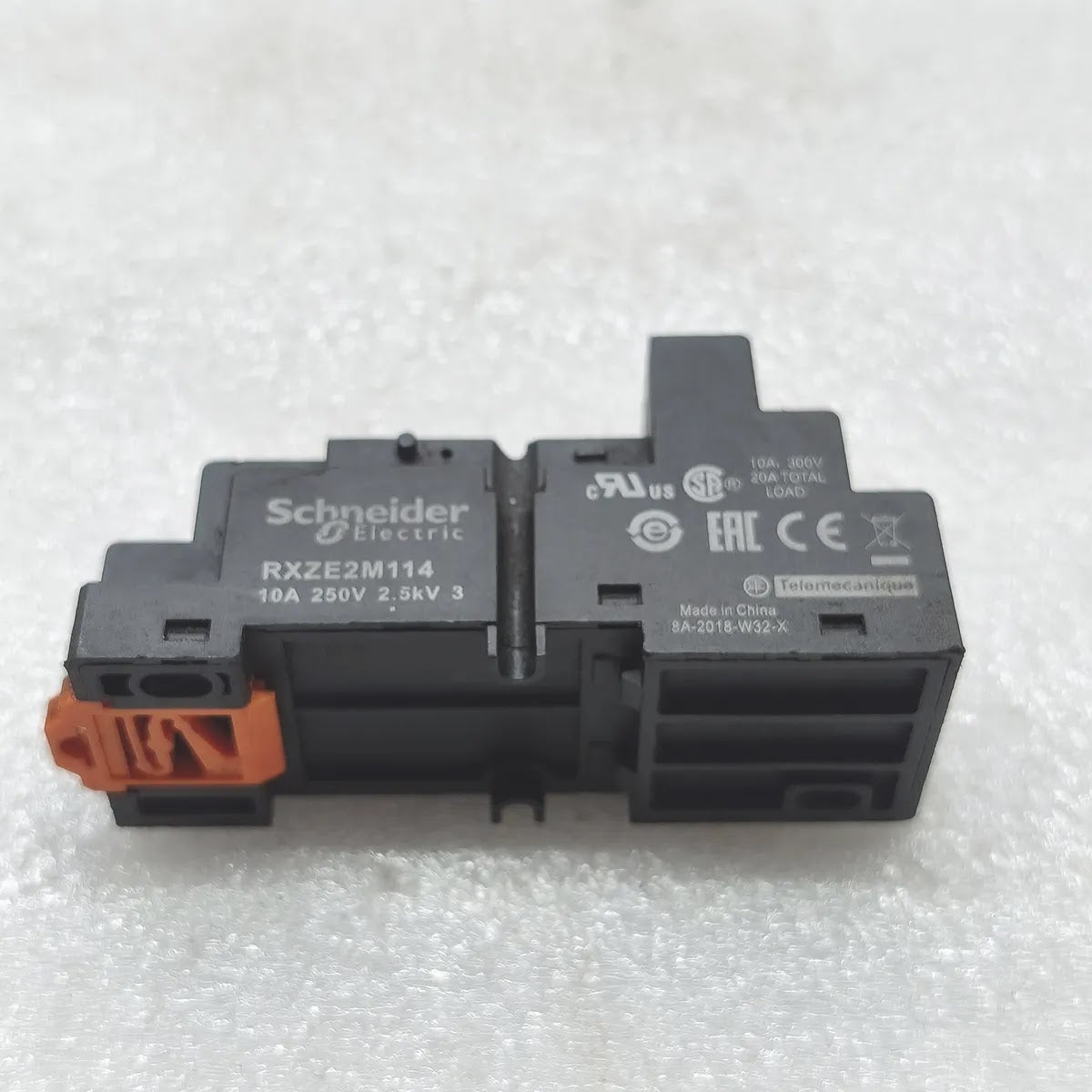 S Electric RXZE2M114 Plug-In Relay Socket 10A 250V