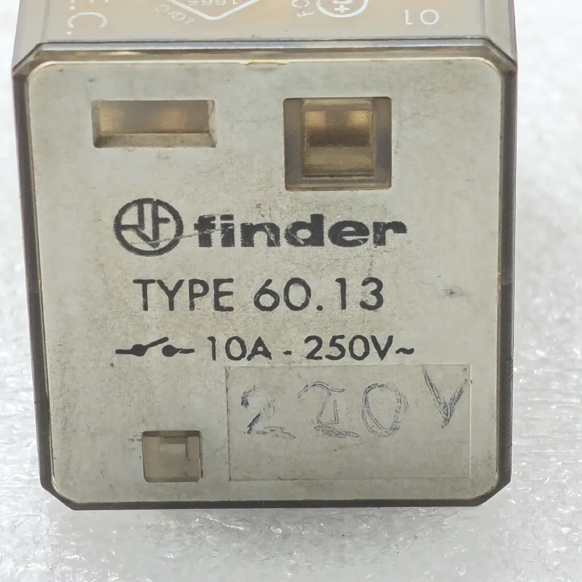 FINDER 60.13 General Purpose Relay 3PDT 10A 250V