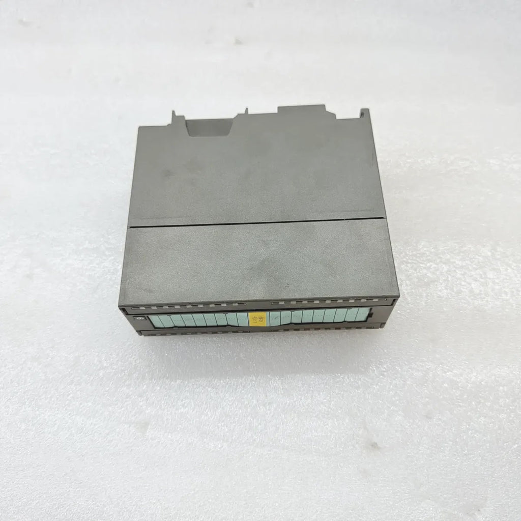 SIEMENS 6ES7322-1BL00-0AA0 SM322 Digital Output Module 32DO 24VDC 0.5A