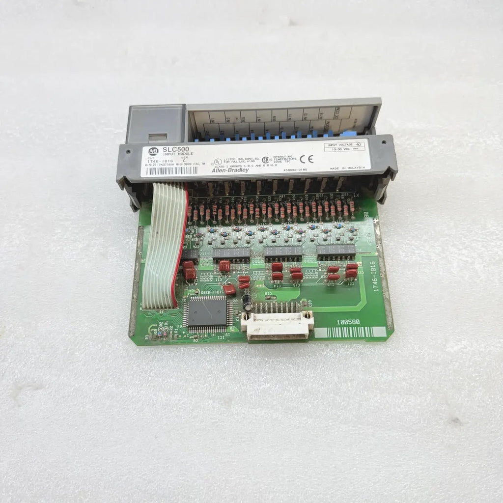 A Bradley 1746-IB16 SLC 500 DC Input Module 16-Point 10-30VDC ATLS4188