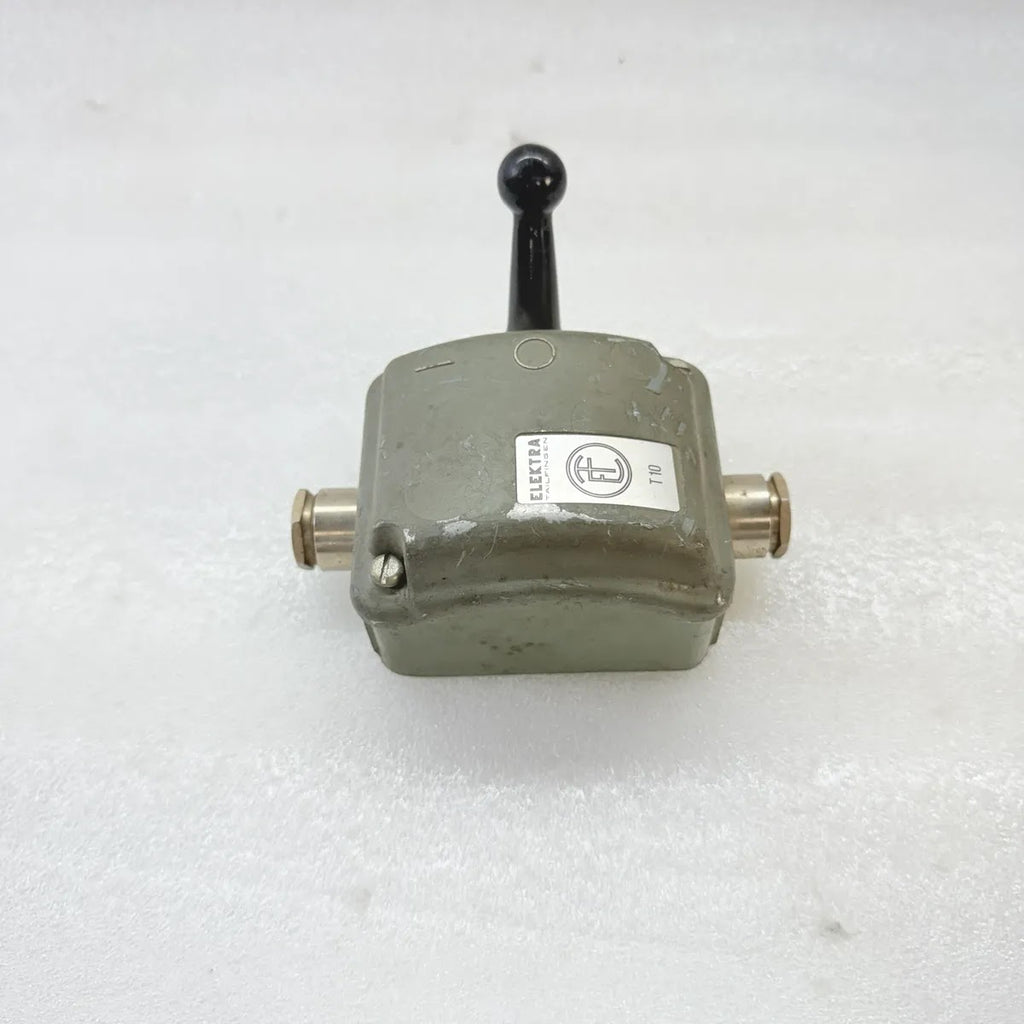ELEKTRA TAILFINGEN T10 Enclosed Cam Switch 20A 380V