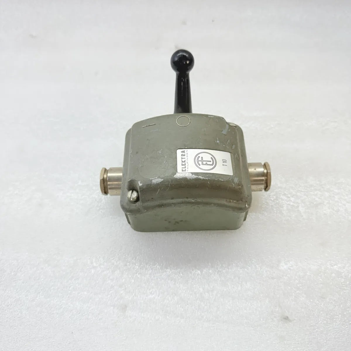 ELEKTRA TAILFINGEN T10 Enclosed Cam Switch 20A 380V