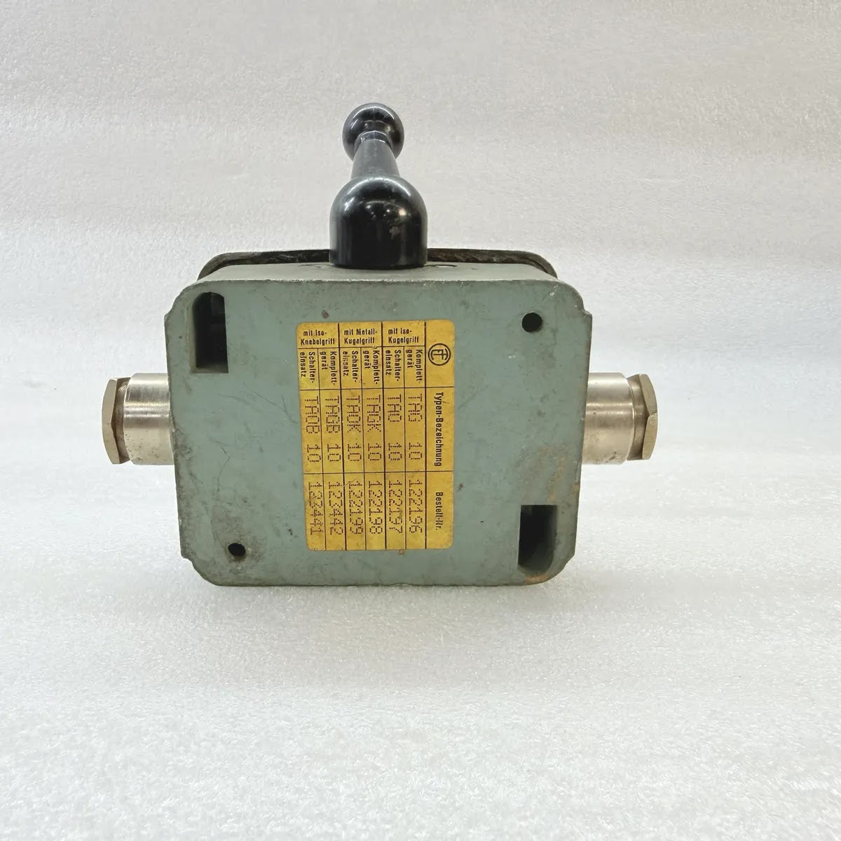 ELEKTRA TAILFINGEN T10 Enclosed Cam Switch 20A 380V