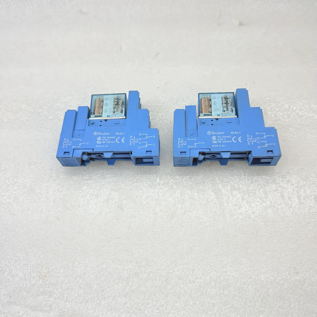 FINDER 44.52 + 95.95.1 Relay and Socket 24VDC 6A