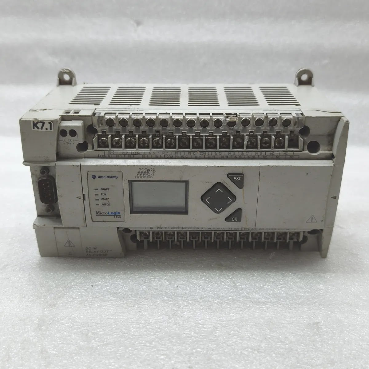 A Bradley 1766-L32BWA MicroLogix 1400 PLC Controller 100-240VAC 32-Point