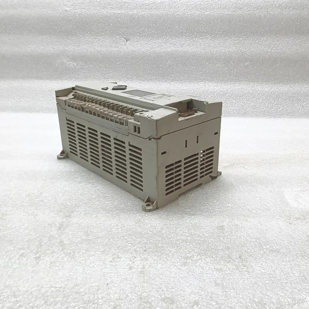 A Bradley 1766-L32BWA MicroLogix 1400 PLC Controller 100-240VAC 32-Point