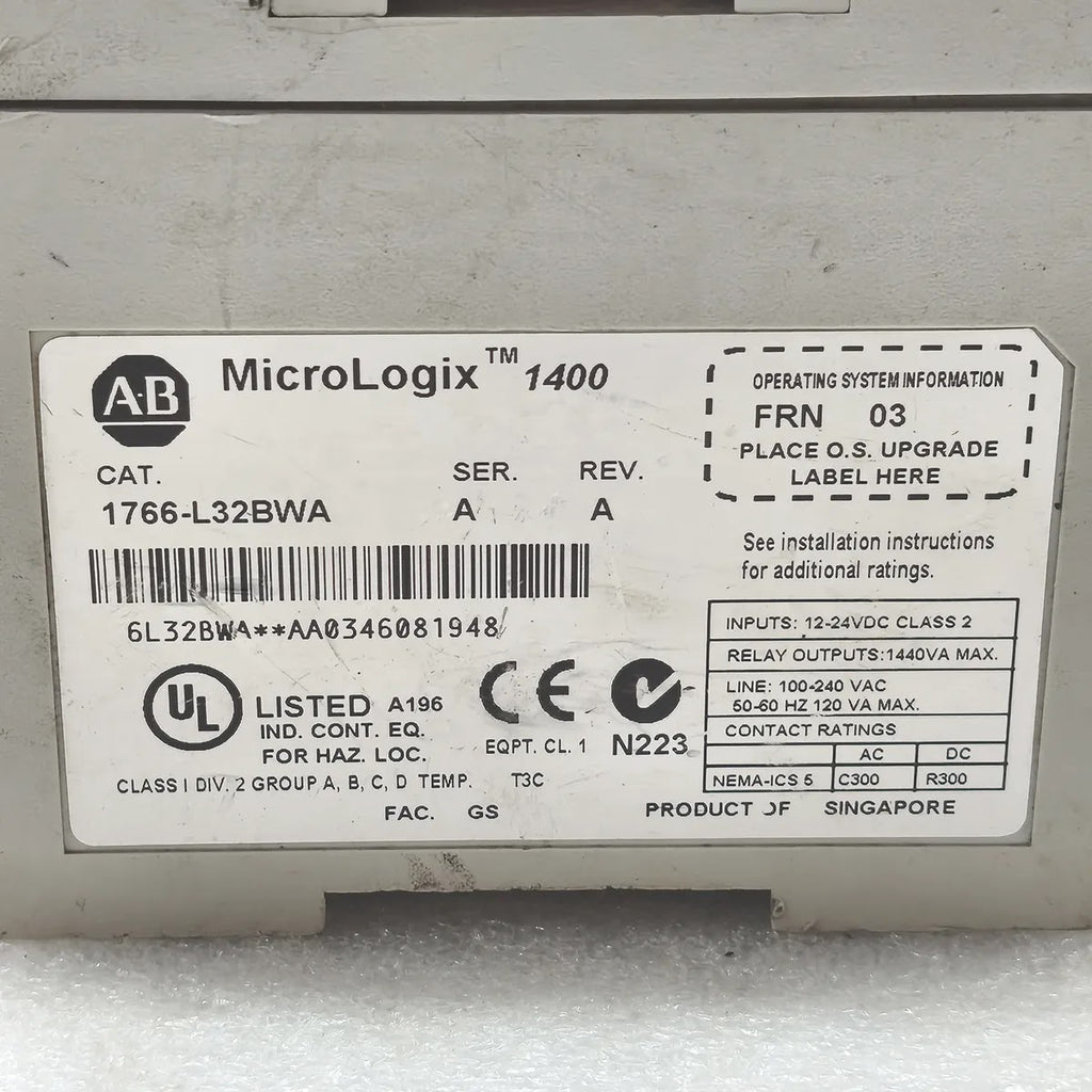 A Bradley 1766-L32BWA MicroLogix 1400 PLC Controller 100-240VAC 32-Point