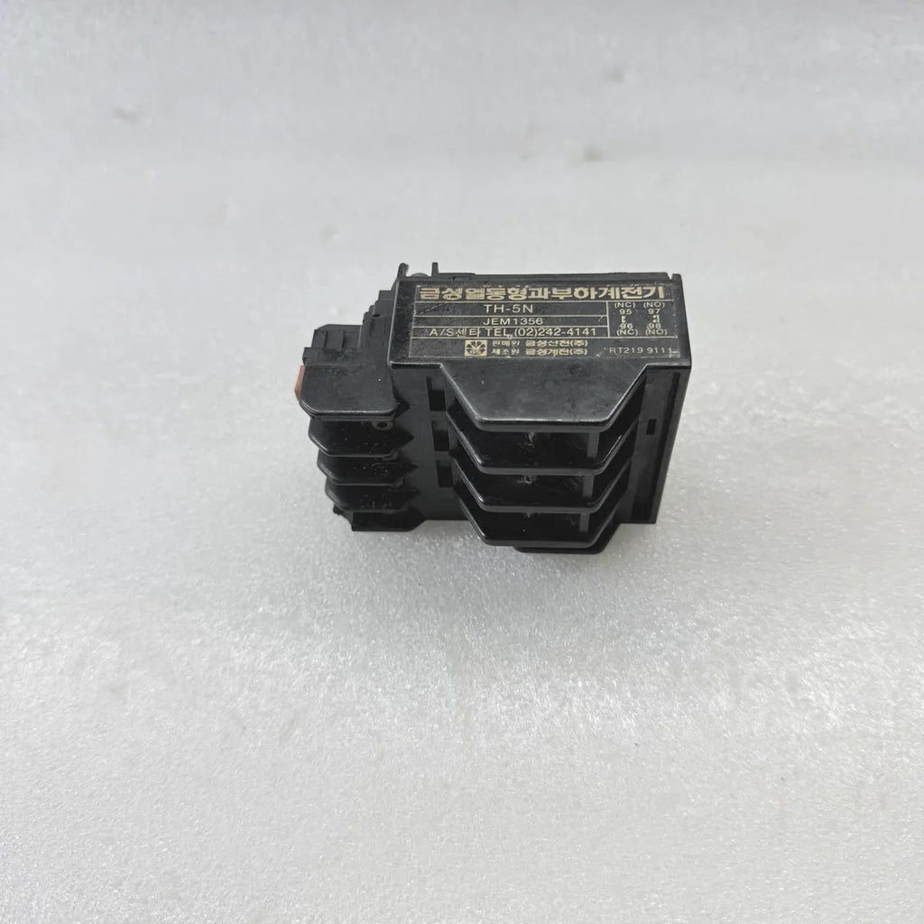 GOLDSTAR TH-5N Thermal Overload Relay 0.64-0.96A 220V