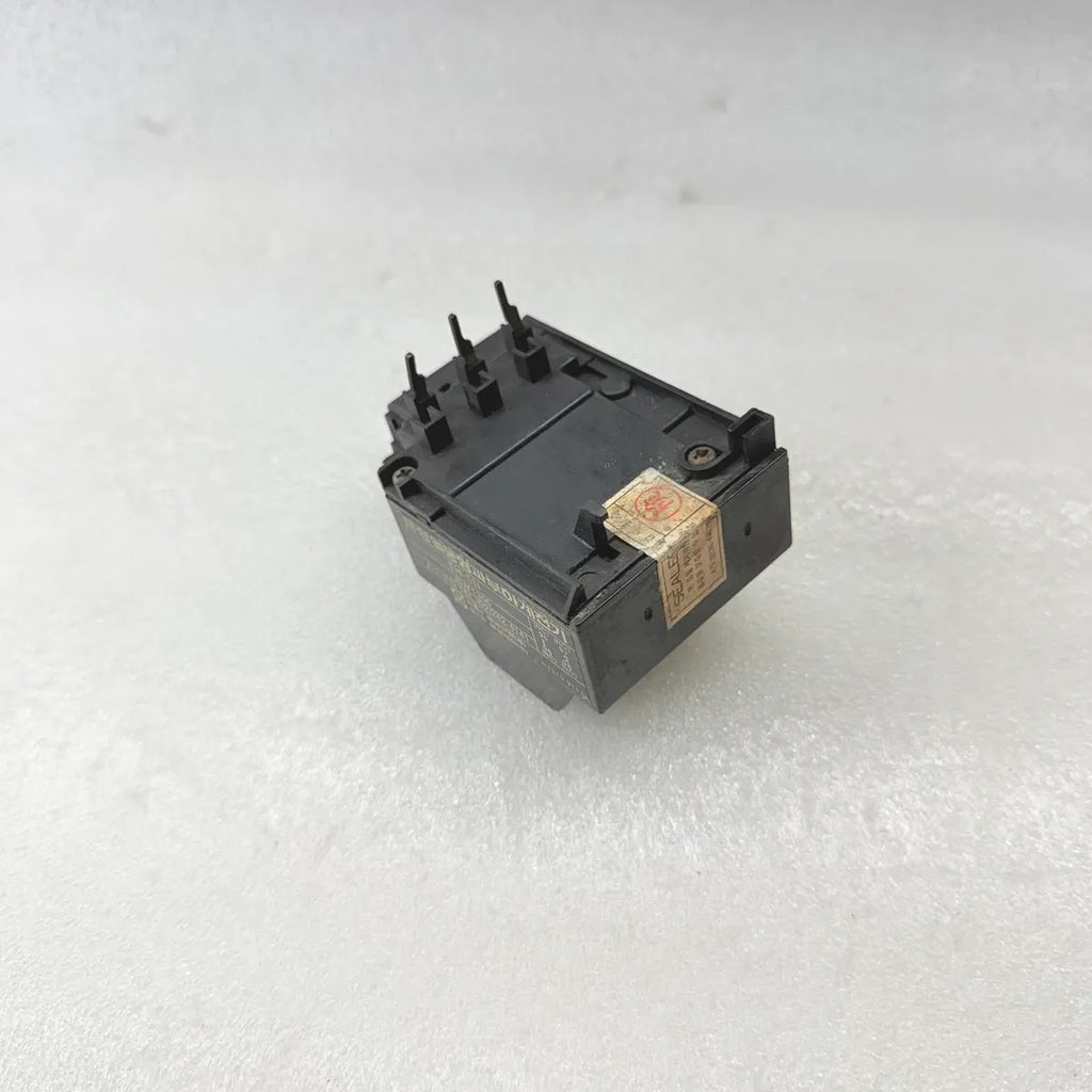 GOLDSTAR TH-5N Thermal Overload Relay 0.64-0.96A 220V