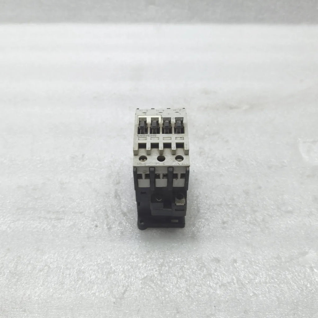 SIEMENS 3TF3200-0A Power Contactor 3P 16A AC-3 415V