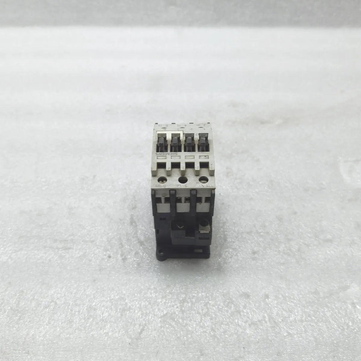 SIEMENS 3TF3200-0A Power Contactor 3P 16A AC-3 415V
