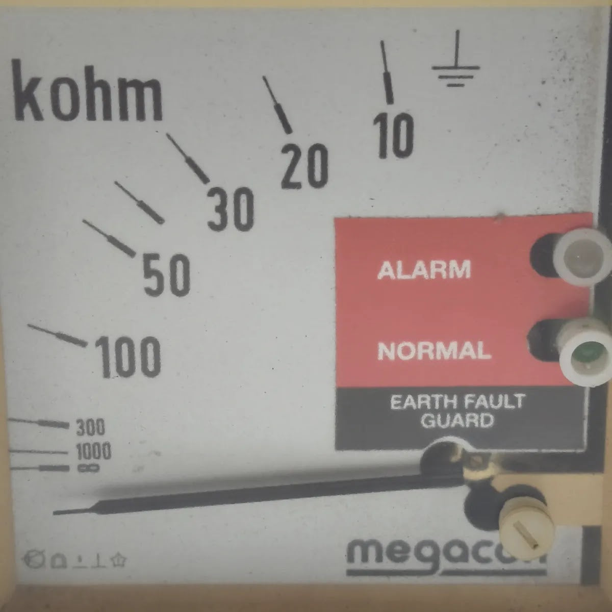 MEGACON KPM161E Insulation Monitor Relay 0-1000kohm 200/240V