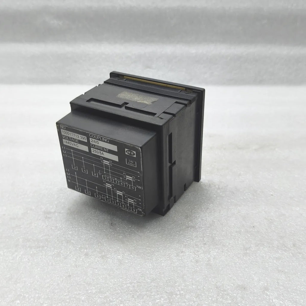 DEIF 100017713.390 kW Power Meter 0-150kW 440VAC