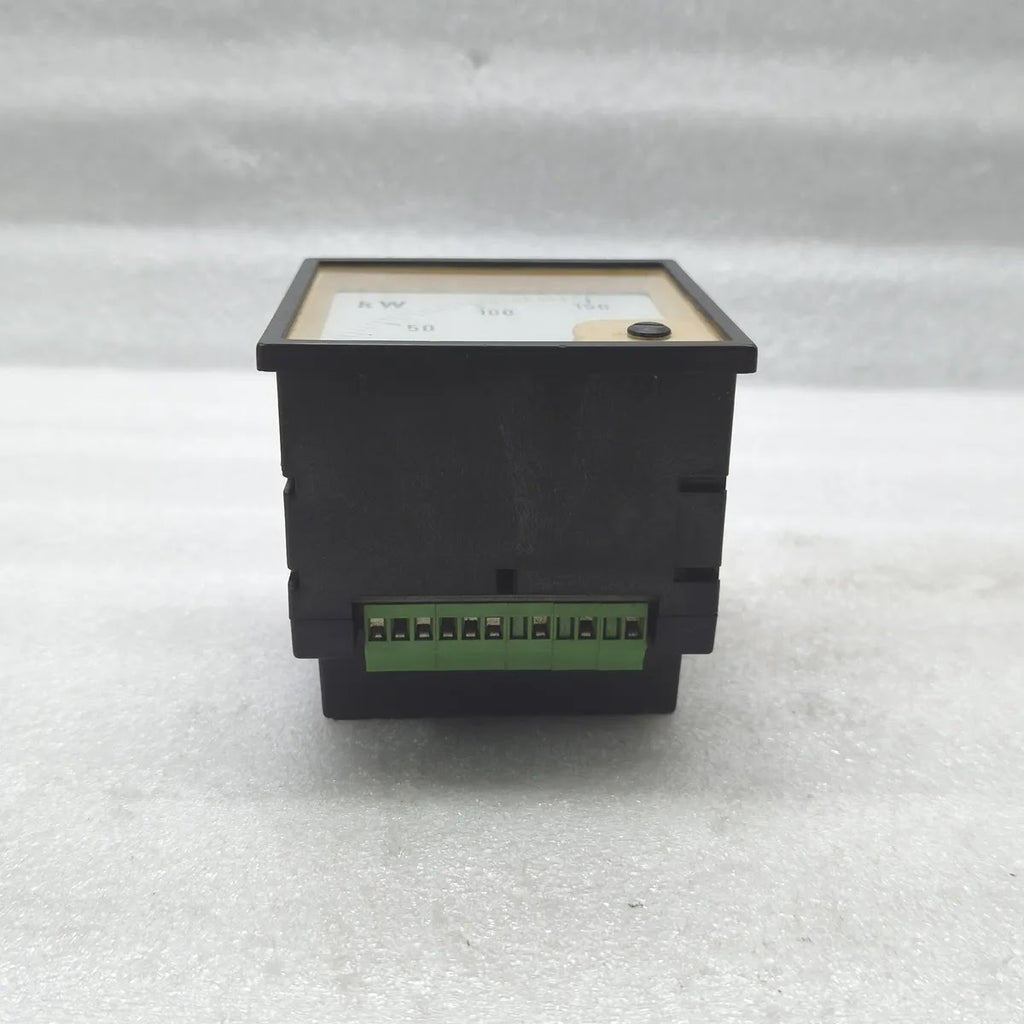 DEIF 100017713.390 kW Power Meter 0-150kW 440VAC