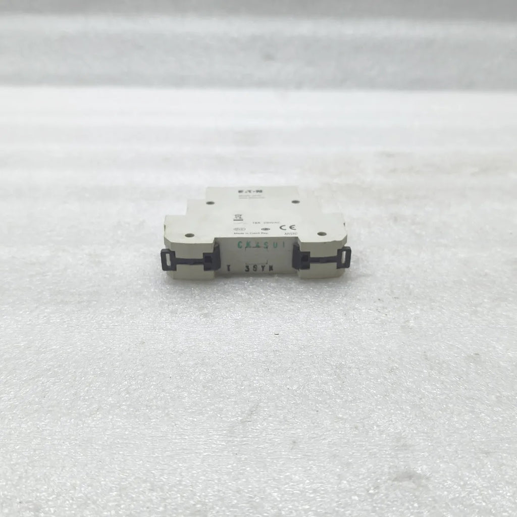 EATON Z-T/3S1O Pushbutton Switch 16A 250VAC