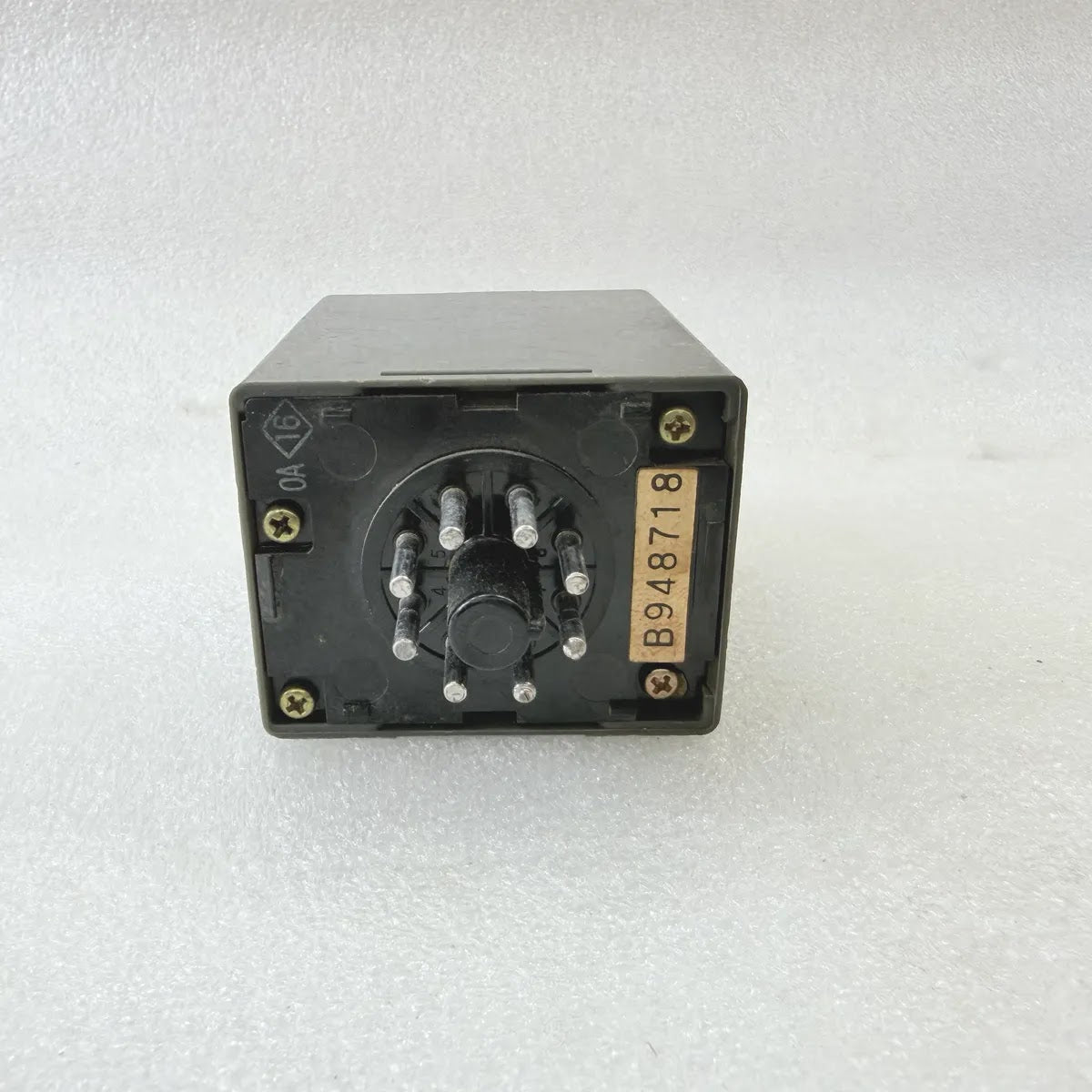 OMRON H2A-H Micro Timer 110VAC 0-6 Sec