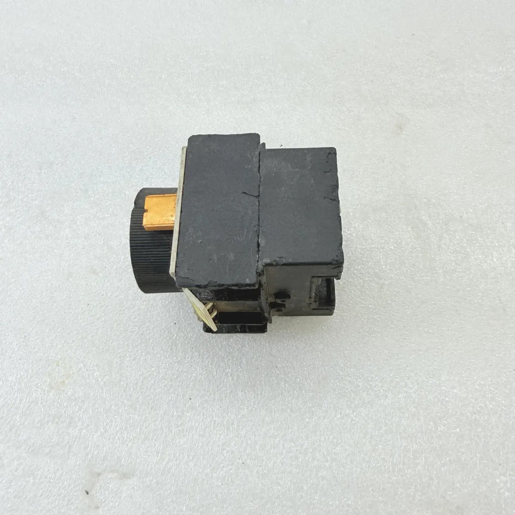 TELEMECANIQUE LA2DT2 On Delay Pneumatic Timer Contact Block 0.1-30s 10A 690V