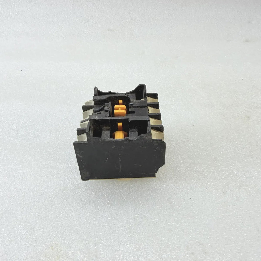 TELEMECANIQUE LA1DN40 Auxiliary Contact Block 4NO 10A 690V
