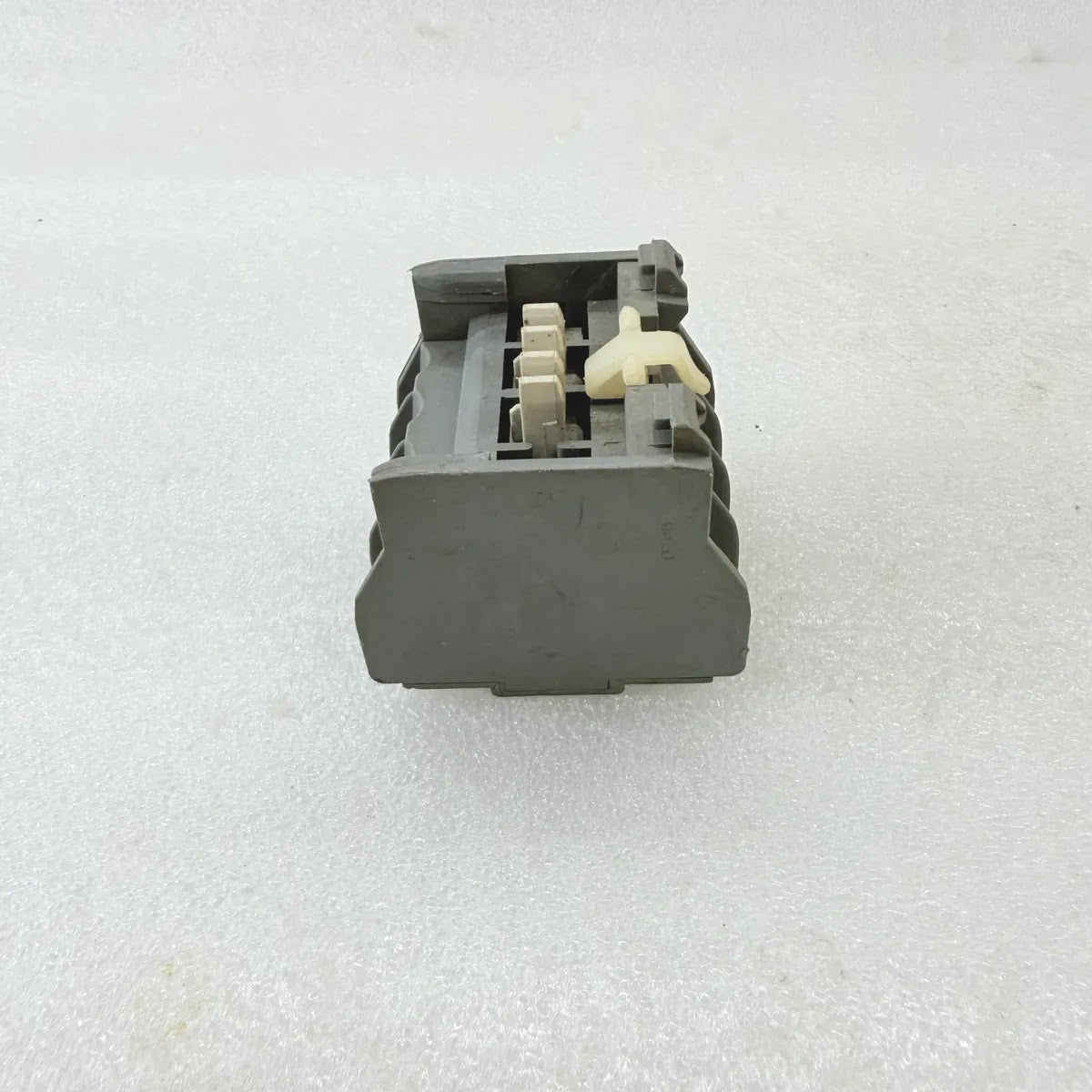 ABB CA5-31E Auxiliary Contact Block 3NO 1NC 16A 690V
