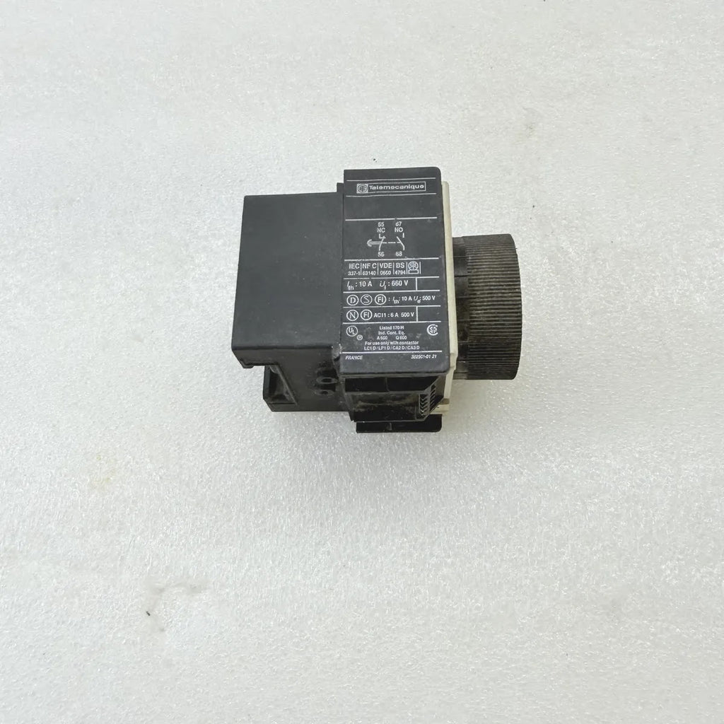 TELEMECANIQUE LA2DT2 Pneumatic On-Delay Timer Block 0.1-30s 10A ATLS4259
