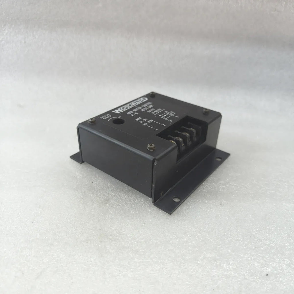 WOODWARD 8272-582 APM Motor Control 100-220V AC/DC