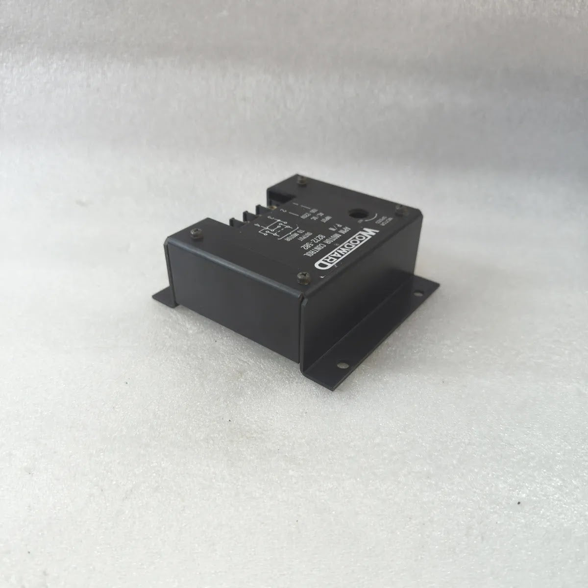 WOODWARD 8272-582 APM Motor Control 100-220V AC/DC