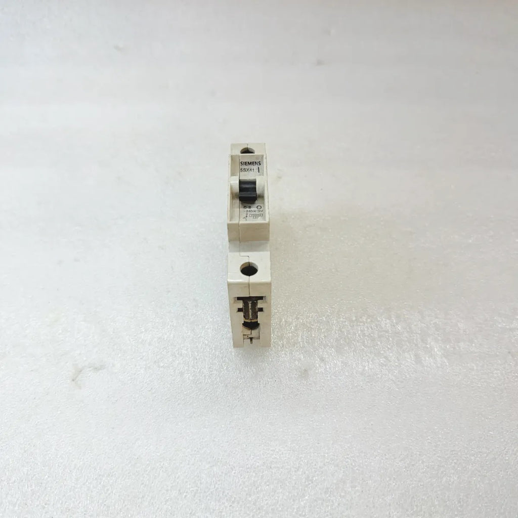 SIEMENS 5SX41 C2 MCB Circuit Breaker 1P 2A 240/415V