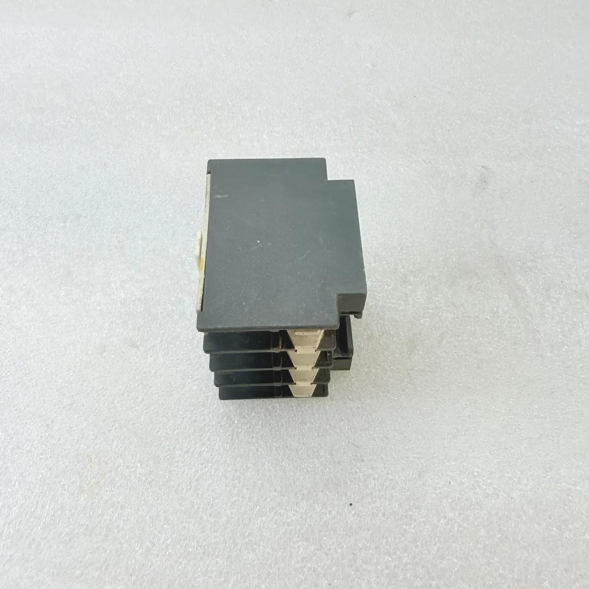 IEK PKI-04 Auxiliary Contact Block 4NC 10A 660V