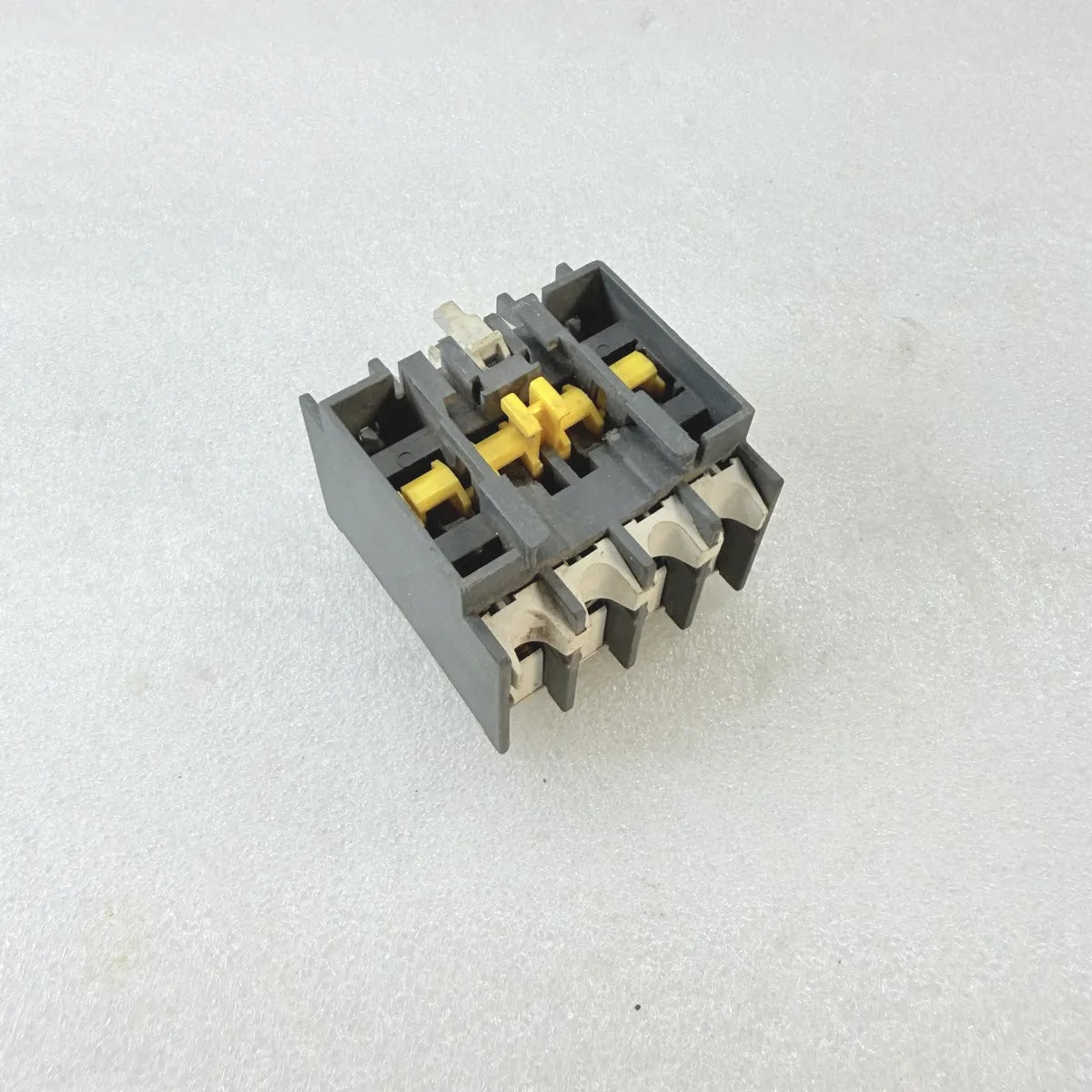 IEK PKI-04 Auxiliary Contact Block 4NC 10A 660V