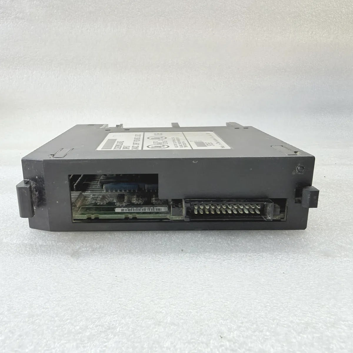 GE FANUC IC693MDL645D Discrete Input Module 24VDC 16-Point