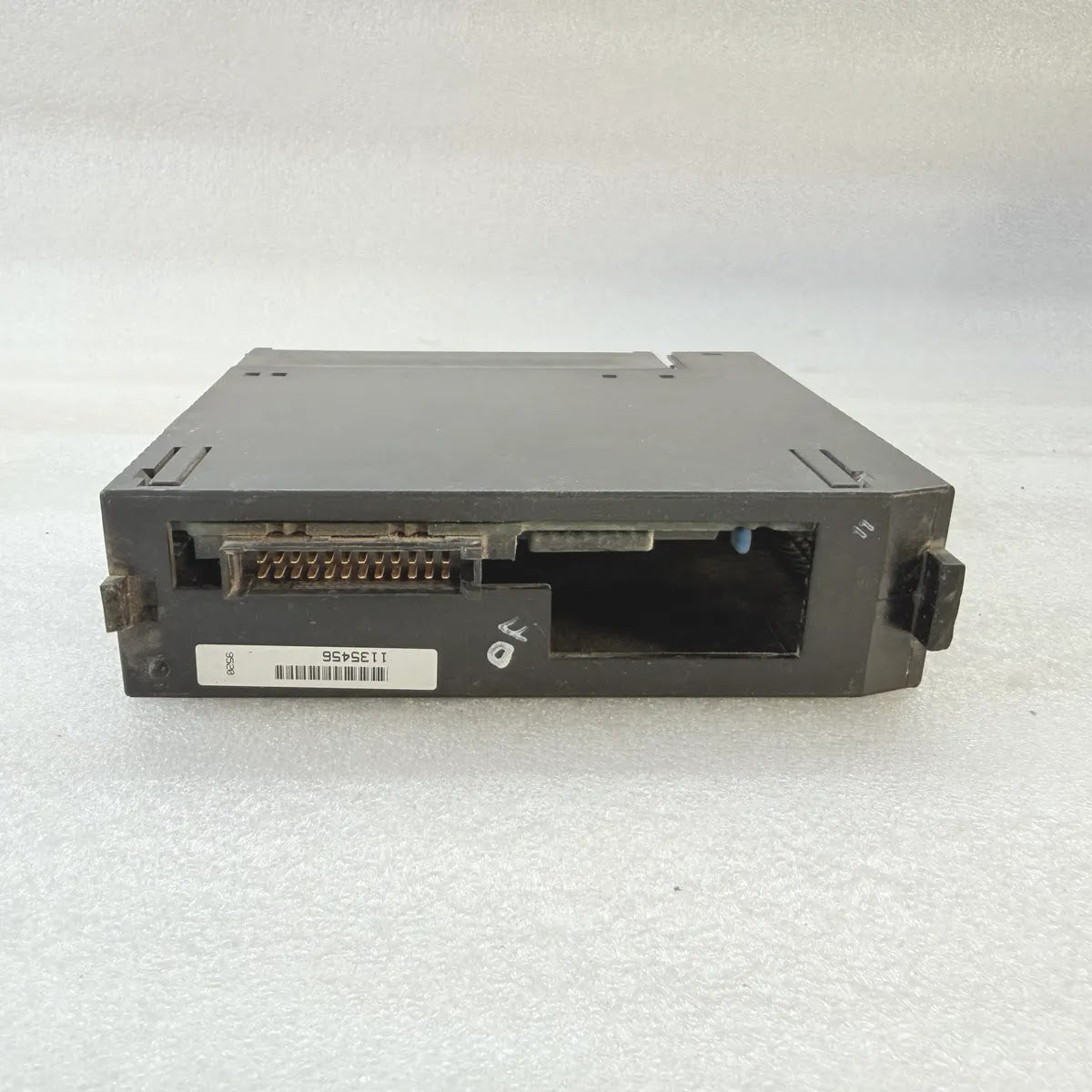 GE FANUC IC693MDL740E Output Module 16PT 12/24VDC 0.5A