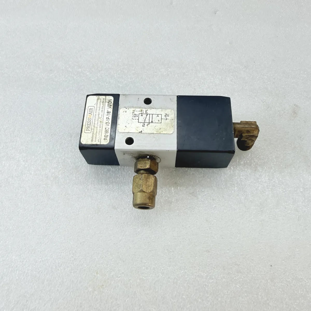 PRESSMAIR P/01662 V3-1P-1/8 Pneumatic Valve 3/2 Way 1/8"