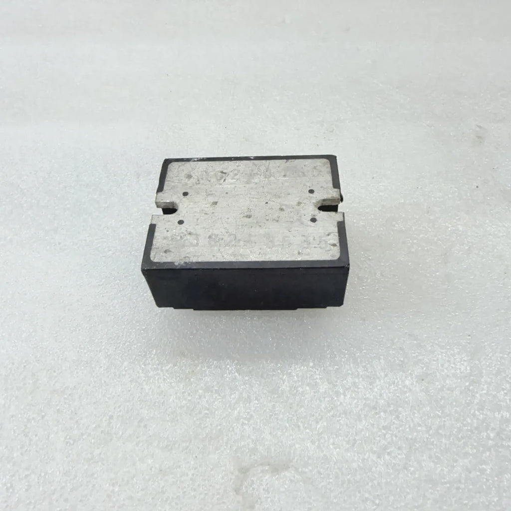 ELECTROMATIC RS 100 240 10 0 Solid State Relay 240V 10A