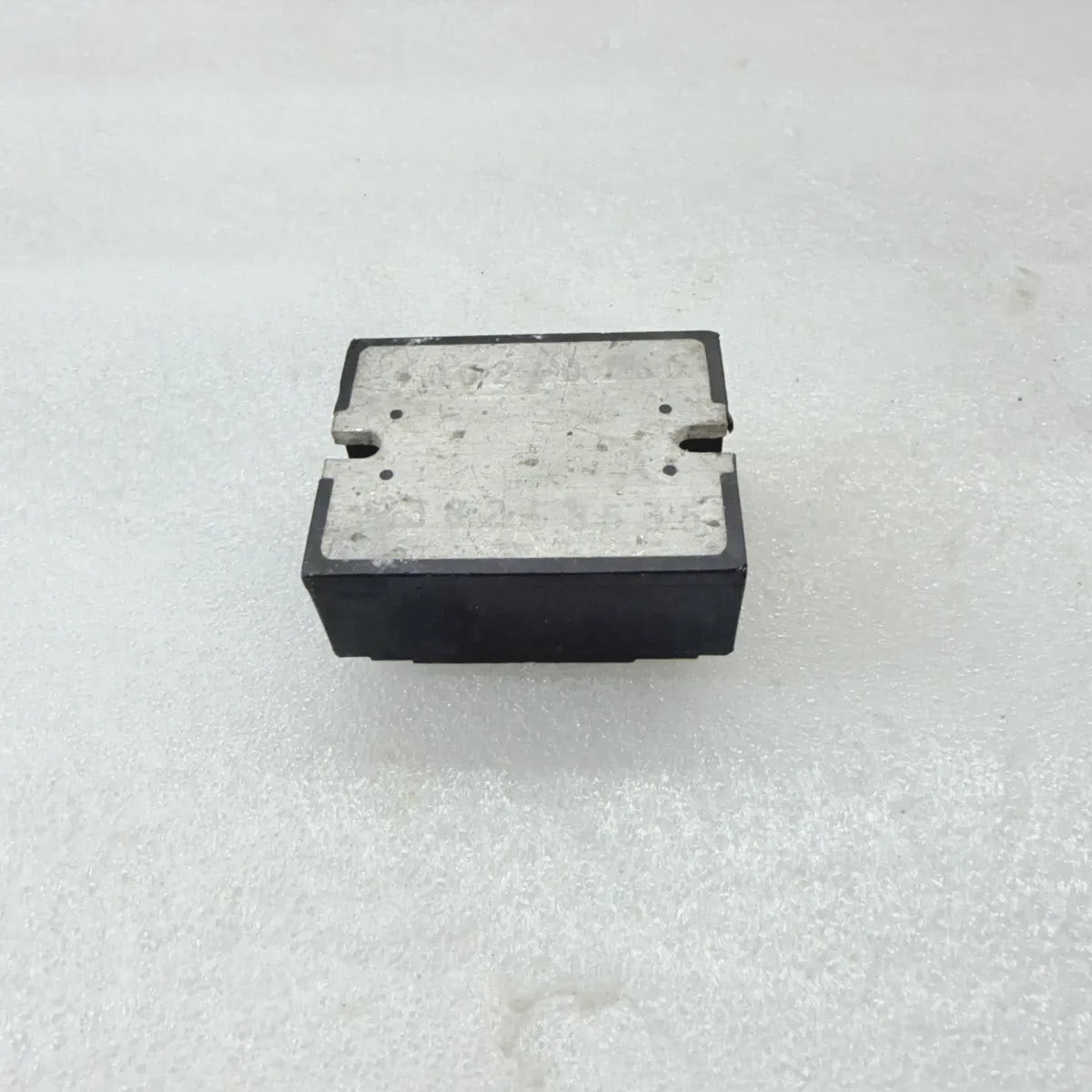 ELECTROMATIC RS 100 240 10 0 Solid State Relay 240V 10A