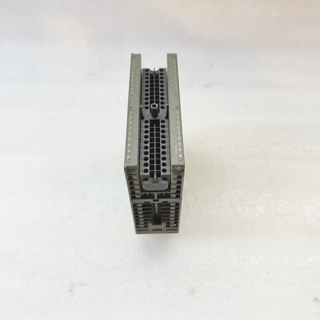 SIEMENS 6ES7321-1BL00-0AA0 SM321 Digital Input Module 32DI 24VDC