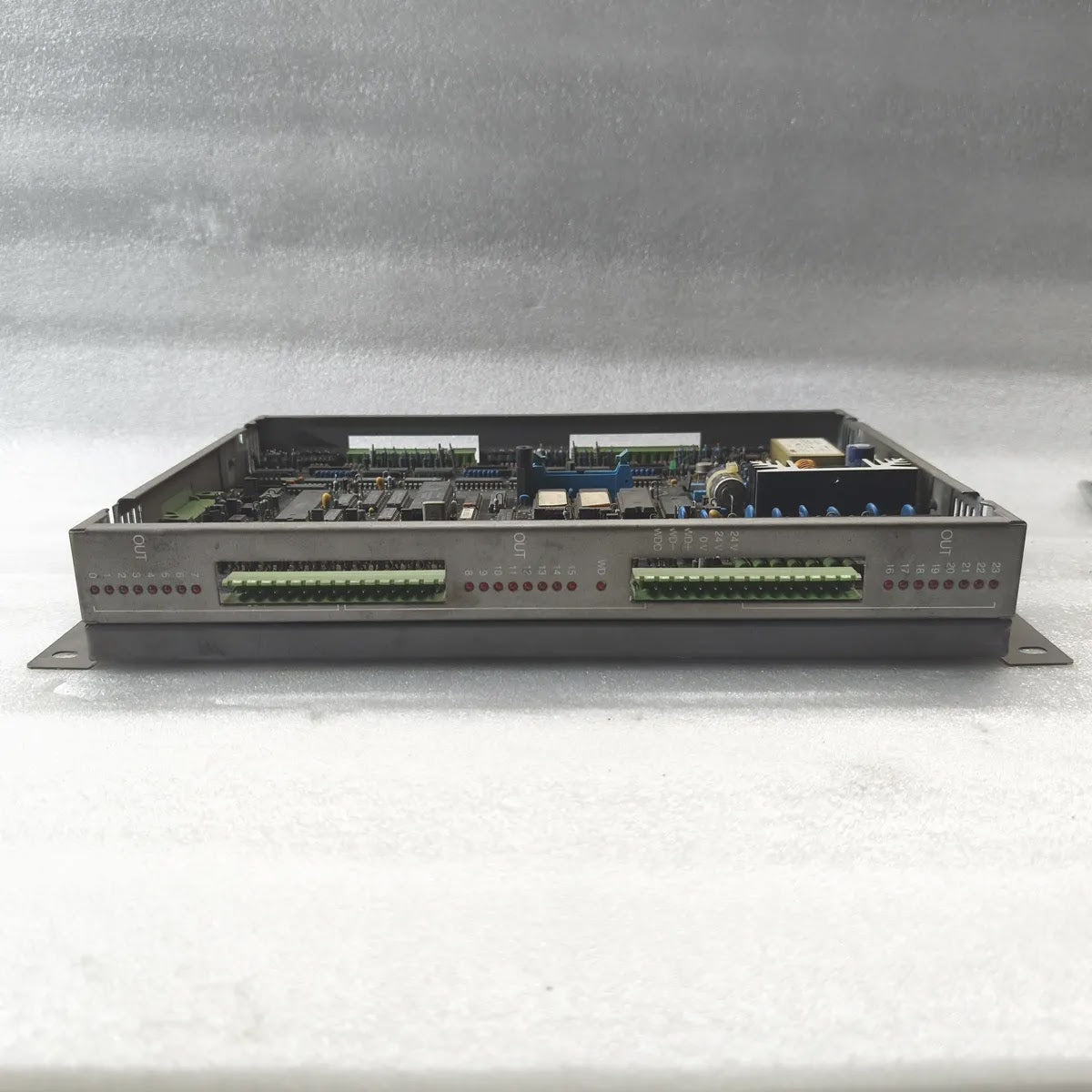 BDA 01.130.300-01 Digital I/O Base Module 24V DC 24 In/ 24 Out