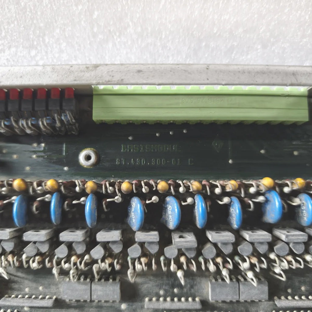87.430.300-01 Basismodul Digital I/O Module 24 Inputs 24 Outputs 24V