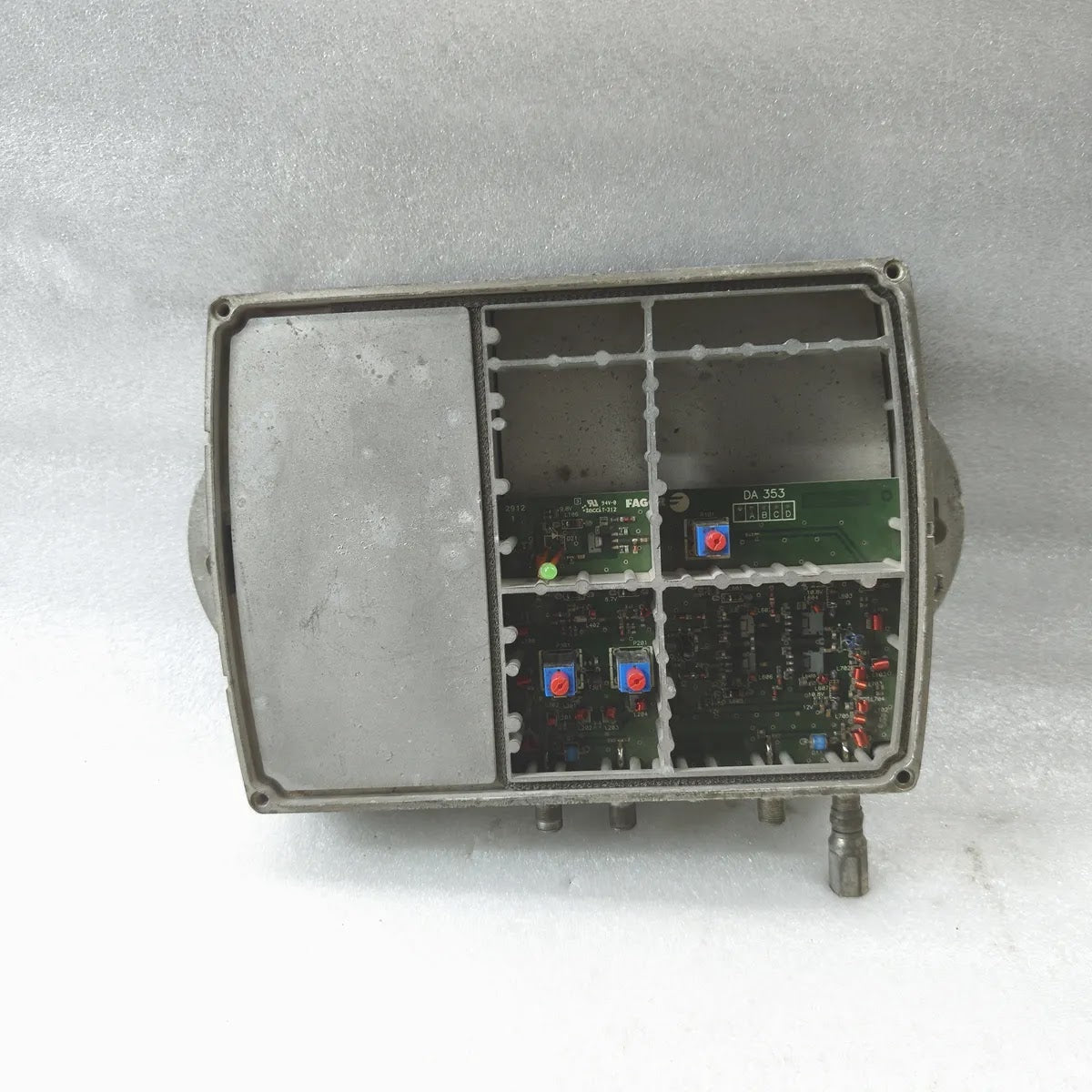 FAGOR DA 353 A CATV Distribution Amplifier 87-862MHz 196-264Vac