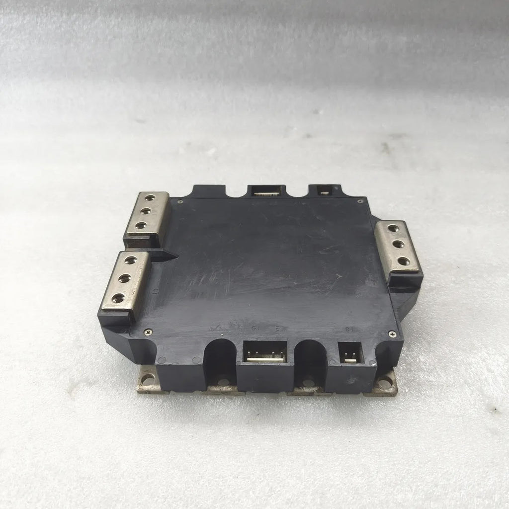 MITSUBISHI CM900DU-24NF IGBT Module 900A 1200V