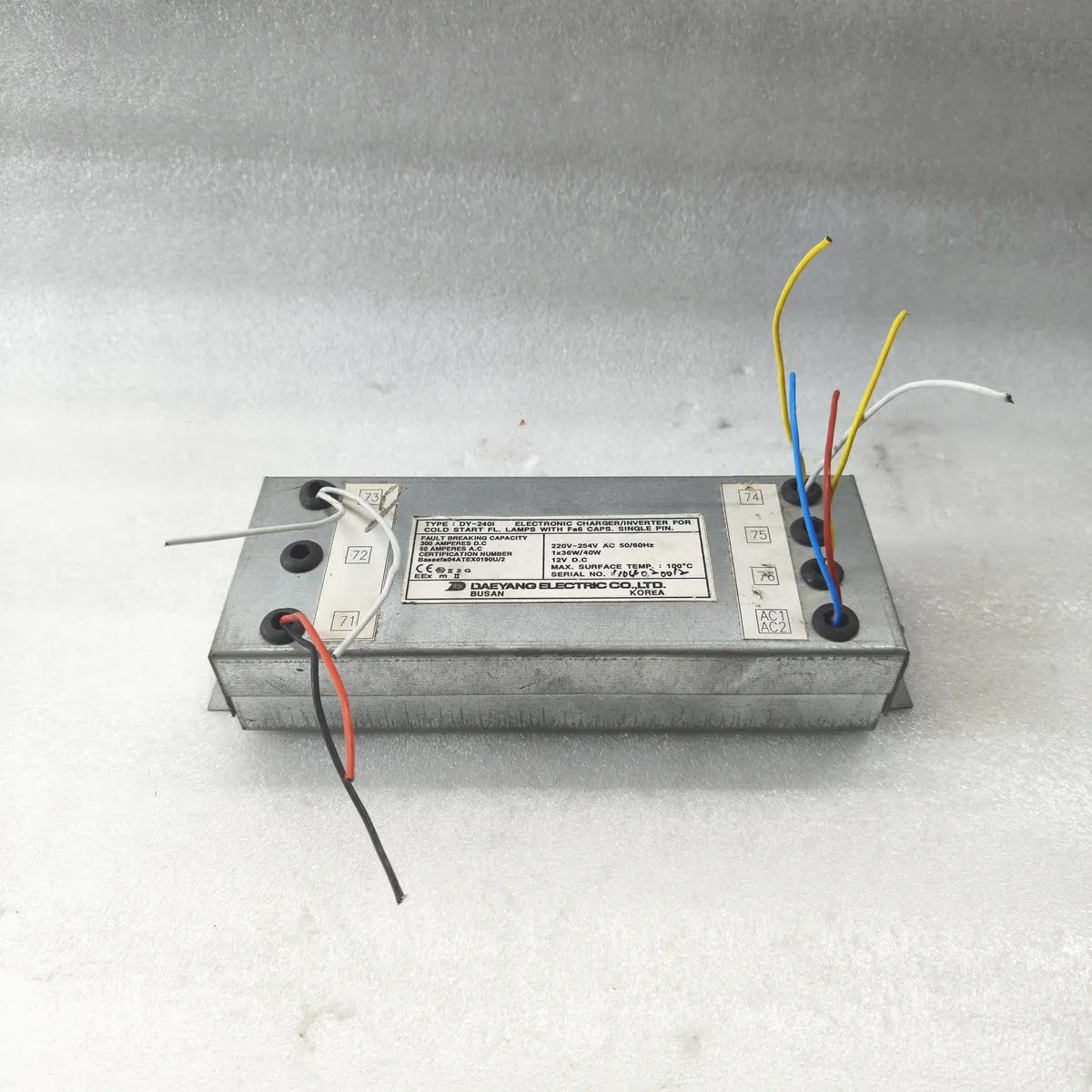 DAEYANG DY-240I Fluorescent Lamp Charger Inverter 220-254V 36W/40W