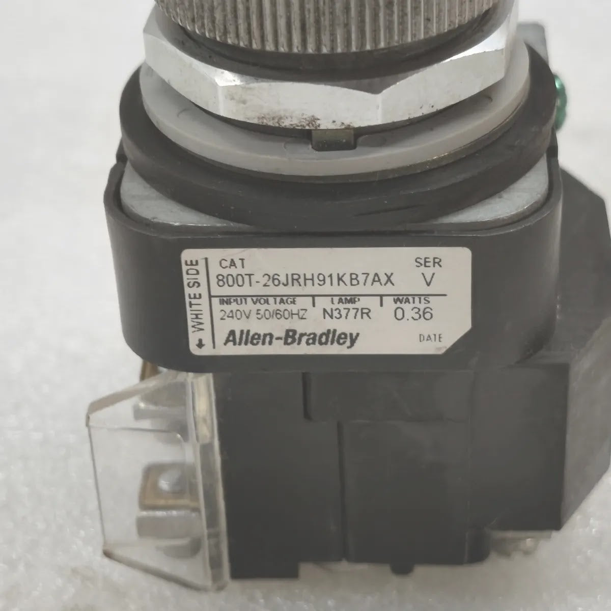 A Bradley 800T-26JRH91KB7AX + 800T-N327 Illuminated Selector Switch 240V