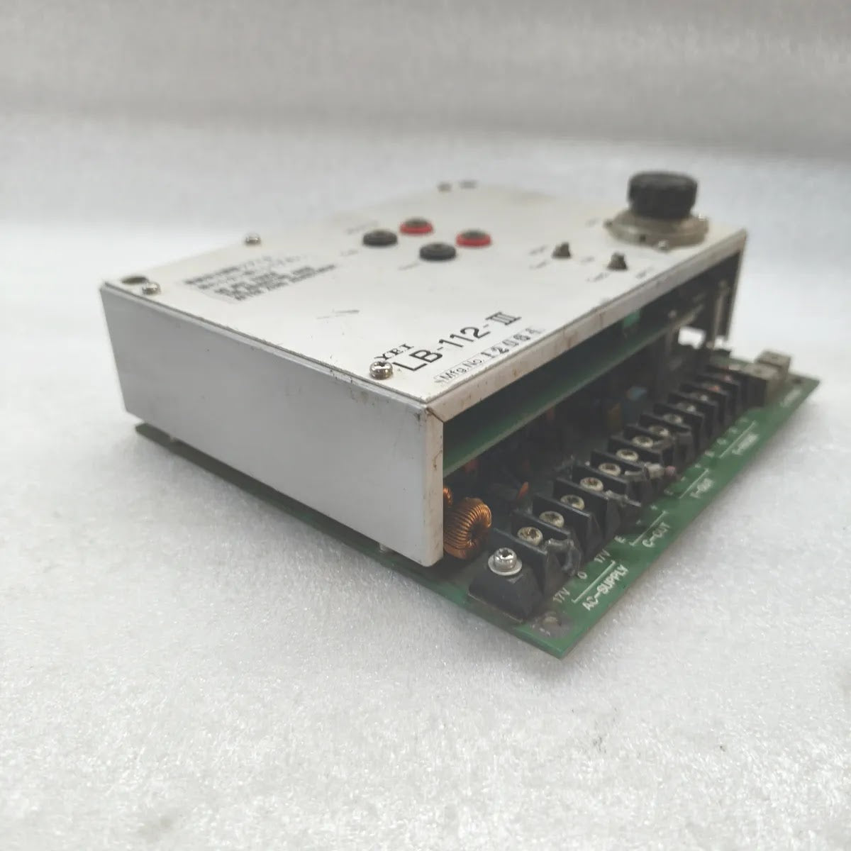 YEI LB-112-III Capacitance Level Amplifier 17V AC