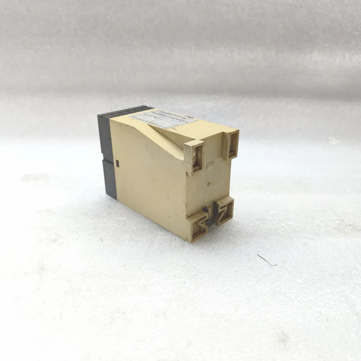 EBERLE 563 01 140.000 Air Flow Monitor Relay 220V 1-10 m/s