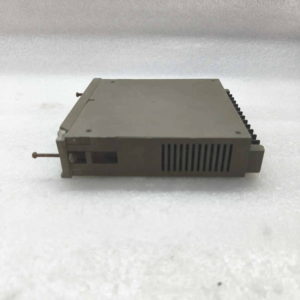 TAKEMOTO FDG-121-A-2 Level Indicator Alarm Unit 4-20mA 85-132VAC