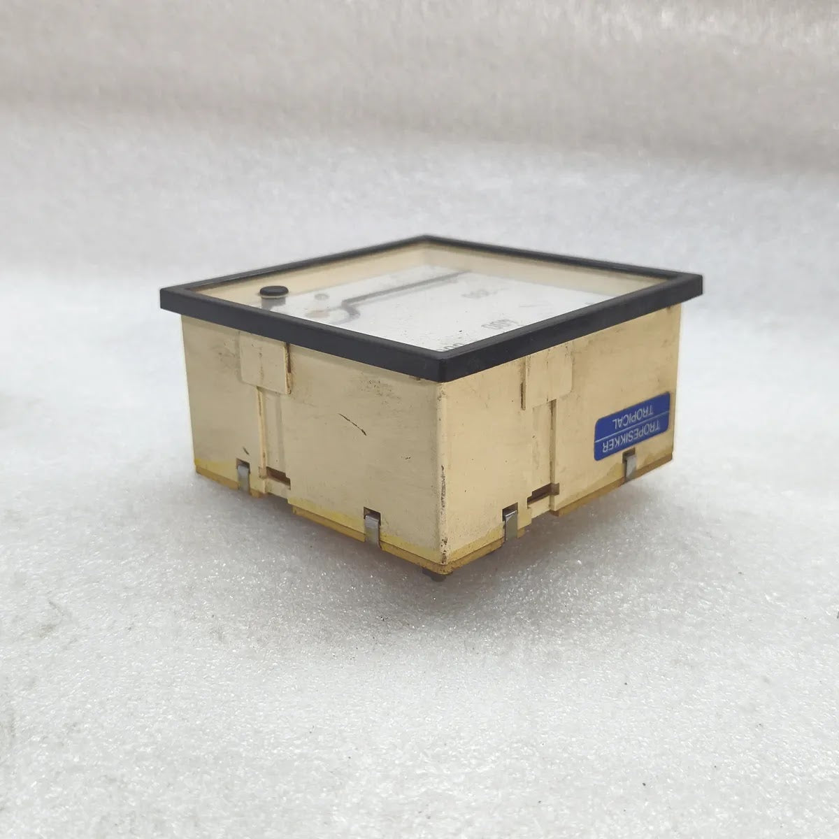 DEIF Moving Iron Panel Voltmeter 0-600V AC