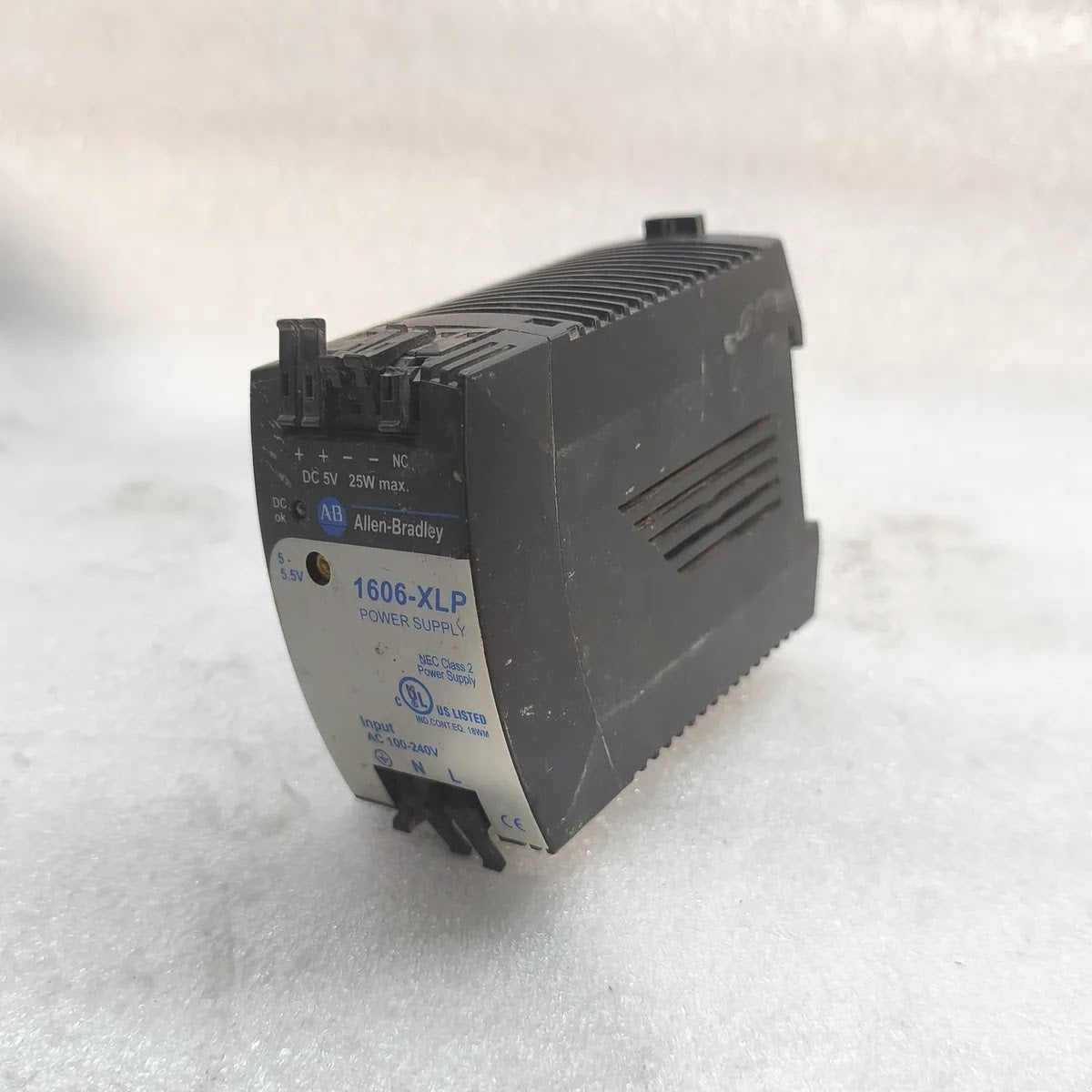 A Bradley 1606-XLP25A Power Supply 5-5.5V DC 5A 25W