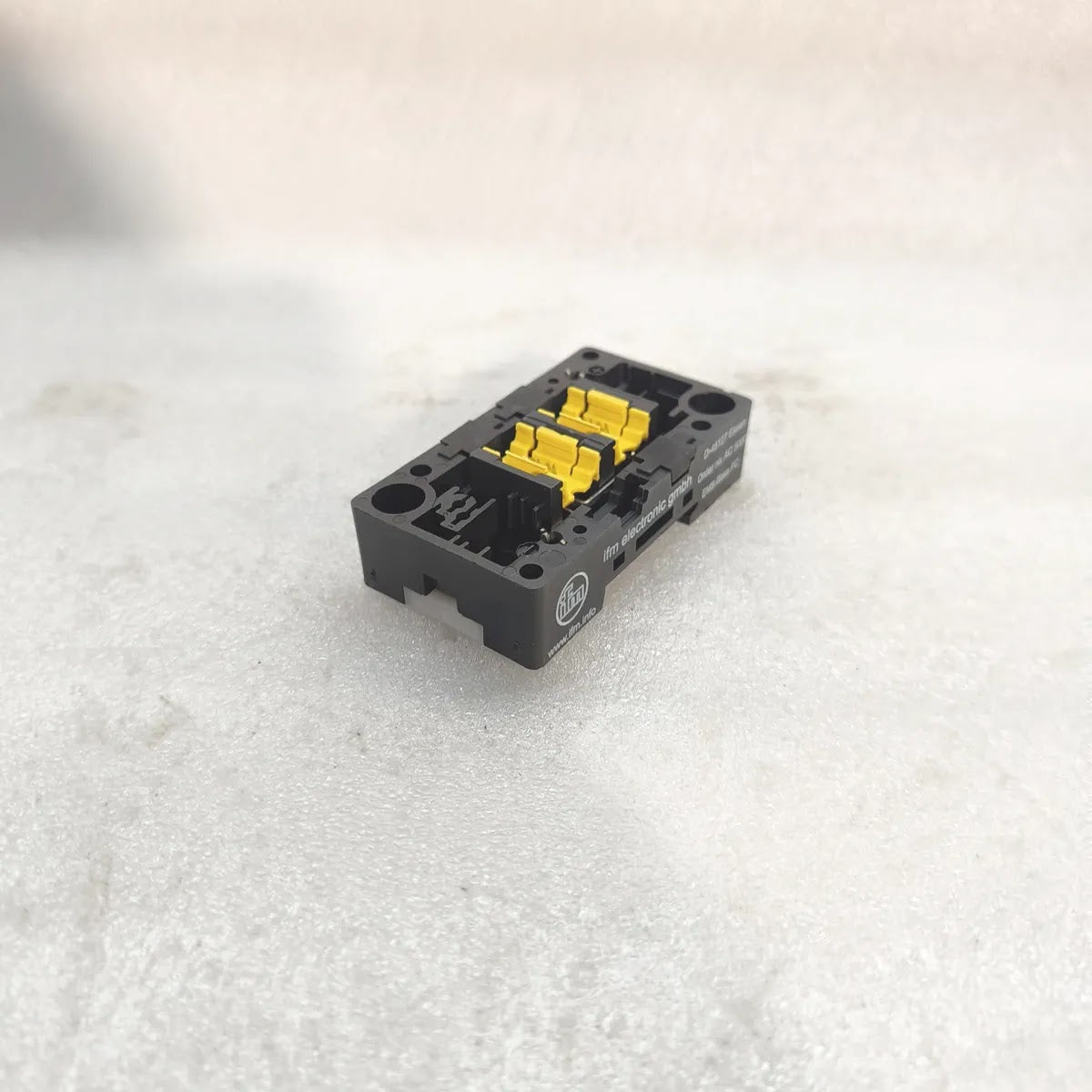 IFM AC5000 EMS-Base FC AS-Interface Module Lower Part Flat Cable