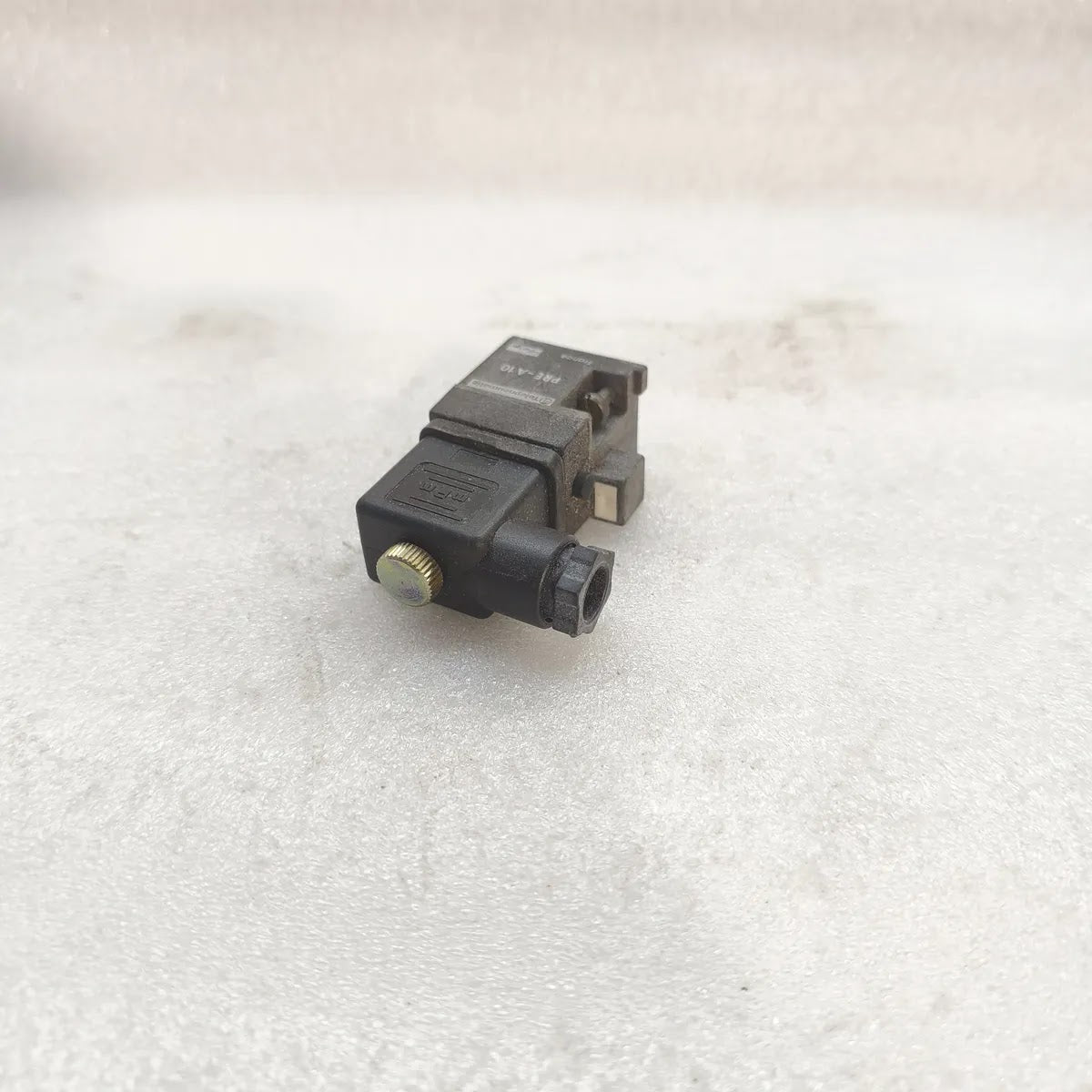 PARKER PRE-A10 Telepneumatic Pneumatic Logic Control Valve