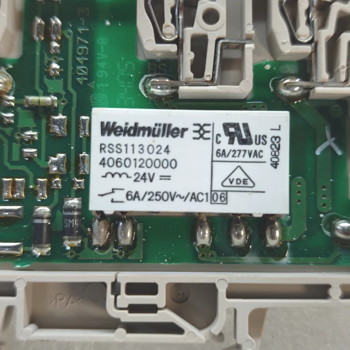 WEIDMULLER 836598 MCZ R + RSS113024 Relay Module 24Vdc 6A