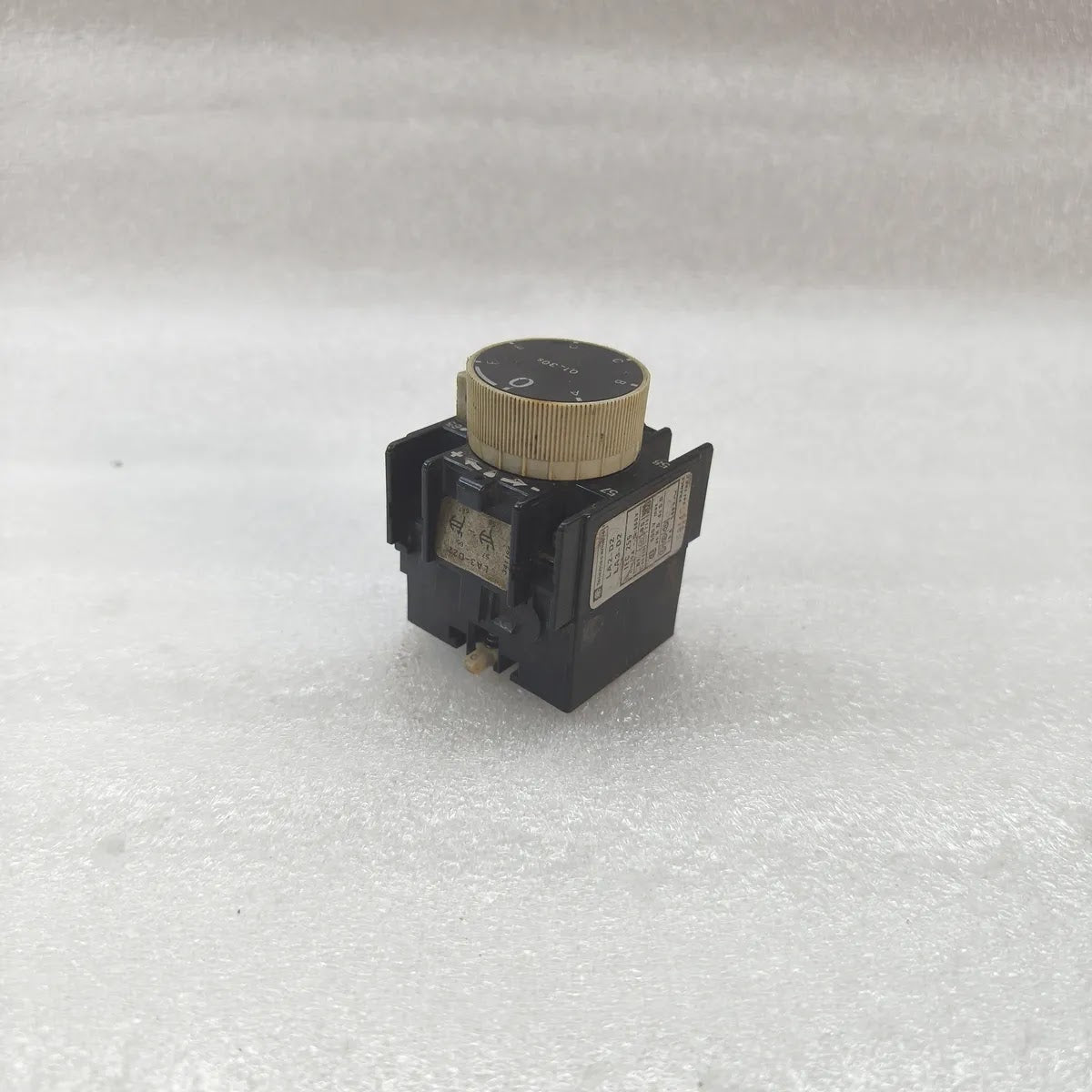TELEMECANIQUE LA2-D2 LA3-D2 Time Delay Contact Block 0.1-30s 10A 660V